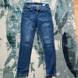 Levi's “Too Superlow” 524 Skinny jeans with Stretch
